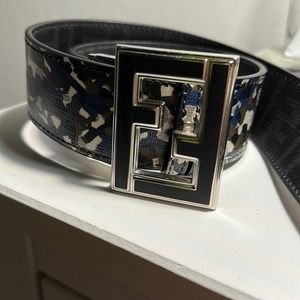 Men’s Fendi Blue Camo Reversible belt